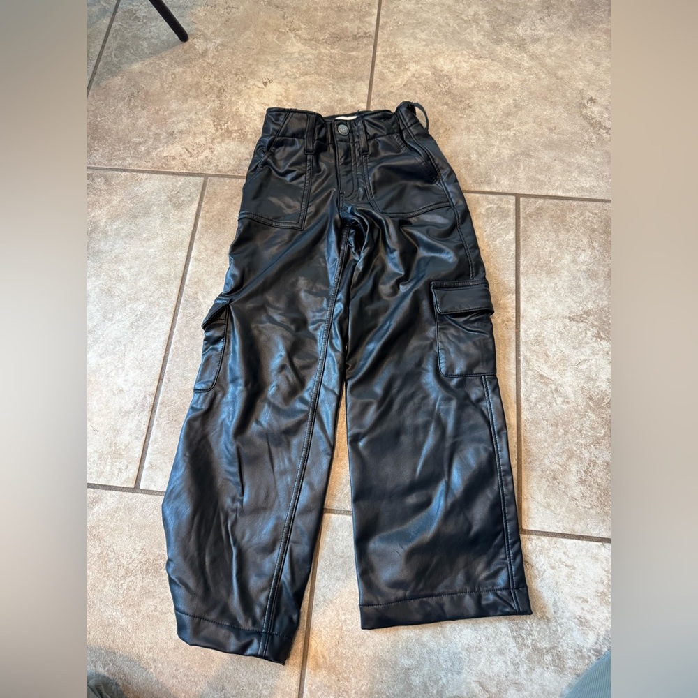 5/6 girls pant bundle - Picture 7 of 12